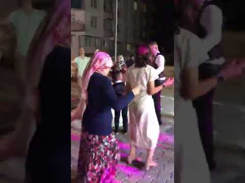 gelin ve damatdan kaval havası Piyanist Şantör Çağlayan YAMAÇ (0 543 361 93 06 )