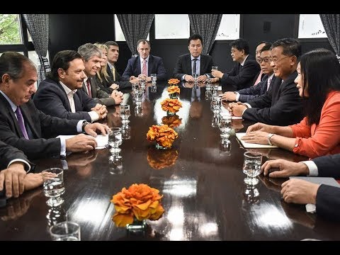 El gobernador Sáenz recibió a representantes de la República Popular China