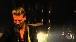 Bertrand Belin - Folle folle folle @ Paul B.