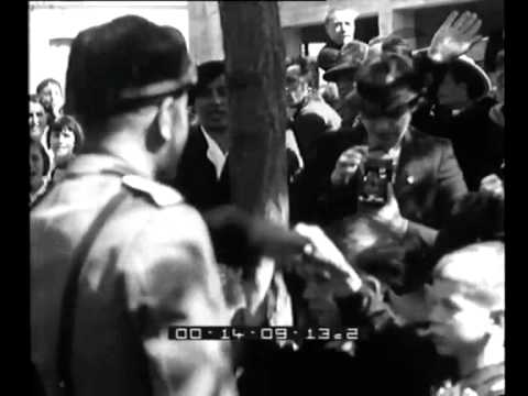 Il Duce visita il confine italo-austriaco presso il Passo del Brennero.