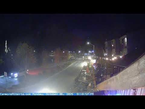 The Drake Pub Webcam in Canmore