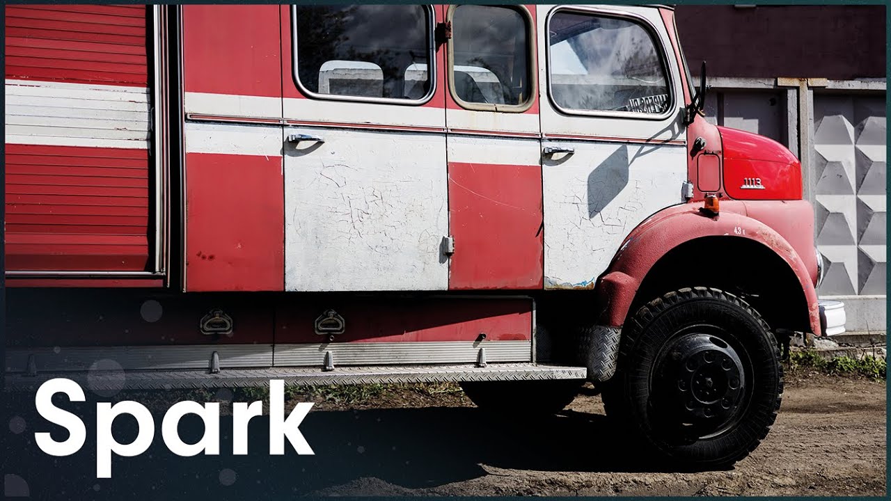 Turning A Fire Truck Into A Luxury Motorhome