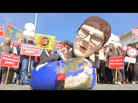 AKK IN DER REZO-FALLE: Klimafrage setzt Regierung massiv unter Druck