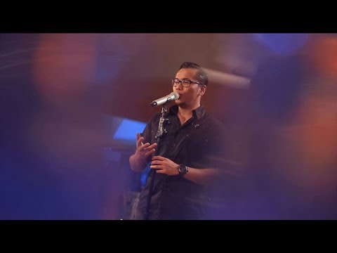 Sammy Simorangkir - Sedang Apa dan Di Mana (Live at Music Everywhere) * *