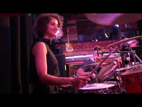 Daniel Landa akusticky – Protestsong / Živáááák Rádia Impuls