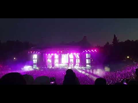 Gestört aber Geil Parkbühne Wuhlheide - 9.9.23 - Nina China "Wildberry Lillet"