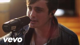 Parachute - Hearts Go Crazy (Acoustic Studio Session)