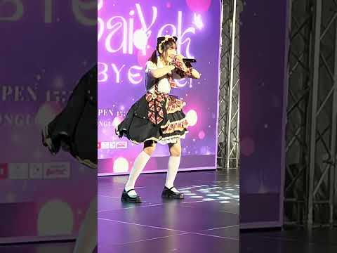 240609 Baiyok Sumomo Graduation Stage with Mary - Hi-Touch @ BYOB BaiYok Otsukare Byebye! - Donki