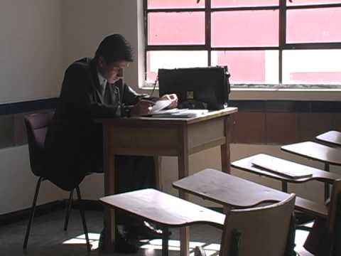 CLIP DOCENTES Y ESTUDIANTES