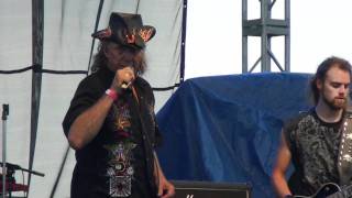 Helix ,Deep cuts the knife...Live