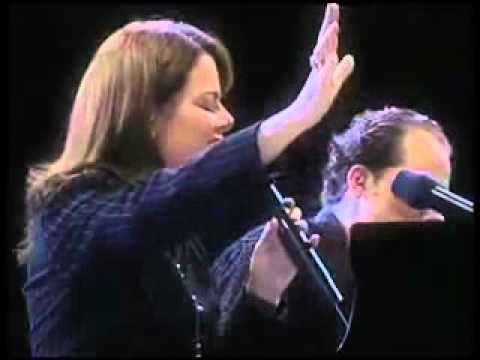 Jesus, Que Amor É Esse? - Paula Dias da Silva