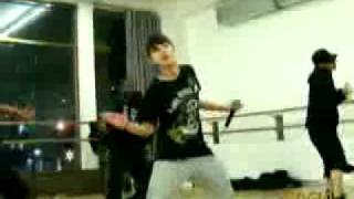 BoA- Look Who&#39;s Talking MV