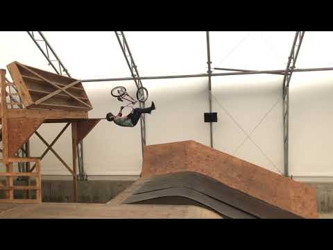 Backflip Tailwhip Bmx