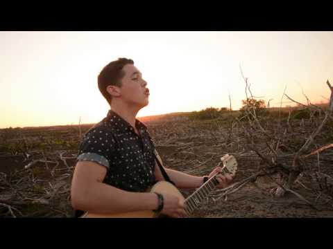 AFUERA ESTA LLOVIENDO – JULION ALVAREZ / CHUCHO RIVAS (COVER)