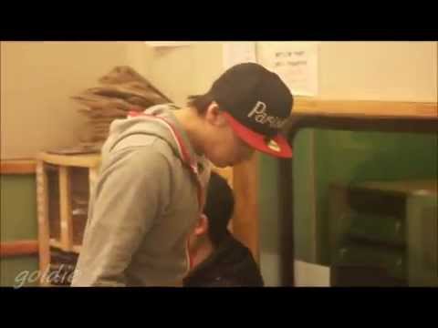 130110 Sukira - Sungmin eating and eating some more :D