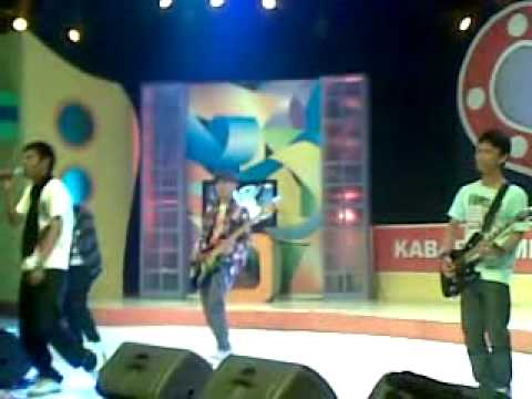 Tuhan Jagakan Dia - Motif Band