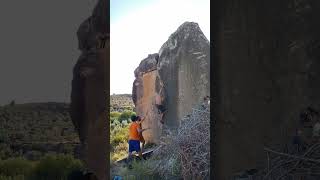 Video thumbnail of Filosofia barata, 6b+. El Cogul