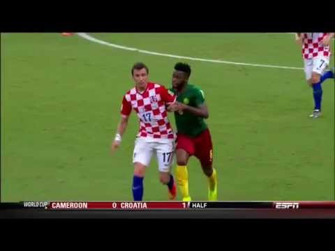 Alex Song punches Mario Mandzukic (red card) Cameroon vs Croatia (0-4) - World Cup 2014