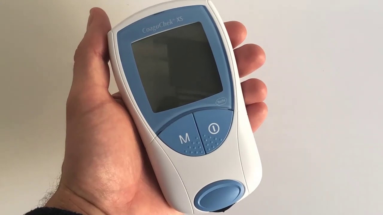 INR-en autokontrol errazaCoaguchek XS sistemarekin