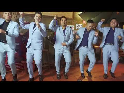 Banda Show 24 de Mayo - Tomando Cerveza- Autor Iván Maldonado  (Videoclip oficial)