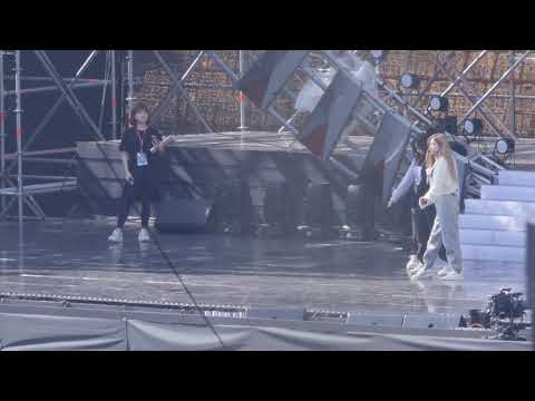 [181014] 블랙핑크 (BLACKPINK) 뚜두뚜두 (DDU-DU DDU-DU) 사복리허살 (Rehearsal) [4K] 직캠 Fancam ( BBQ콘서트) by April