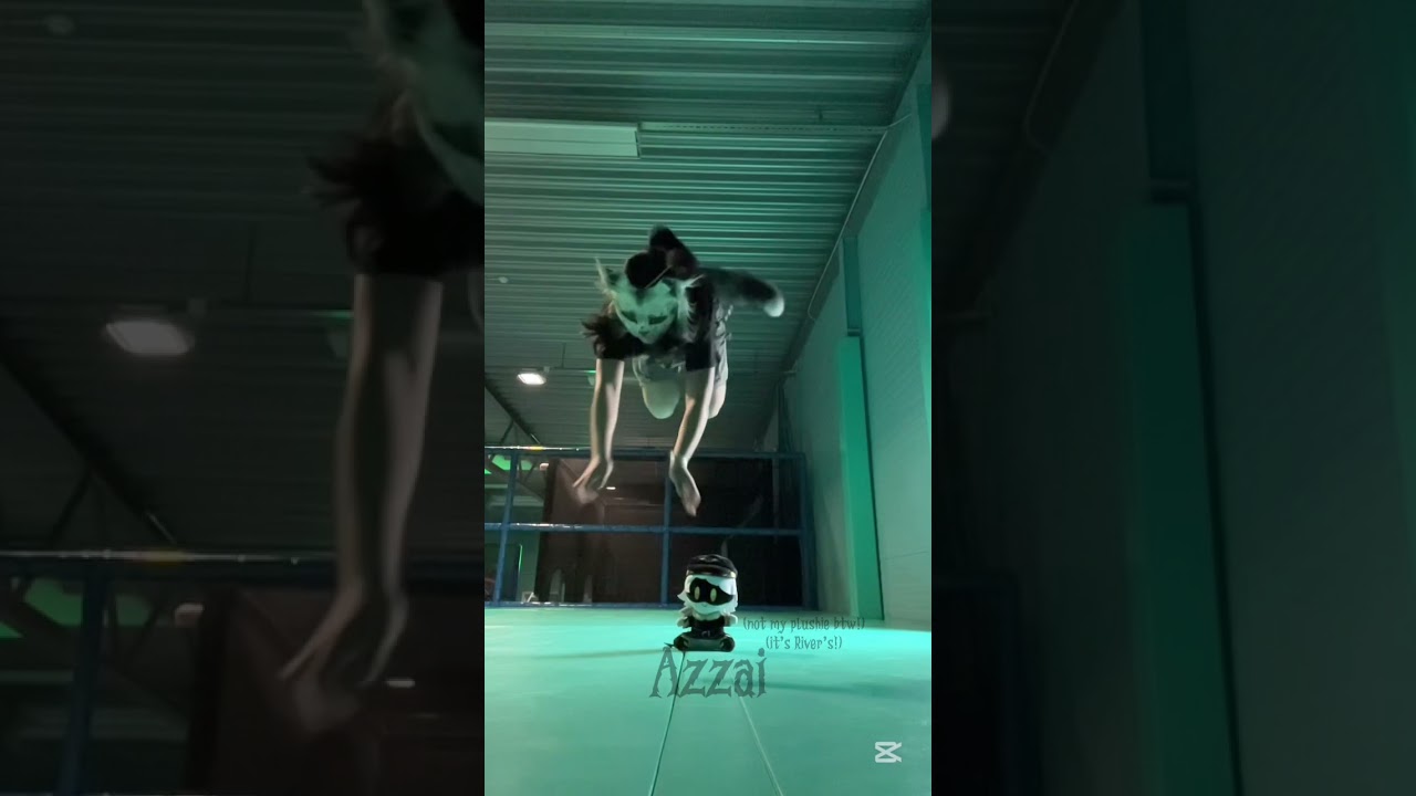 B҉I҉T҉E҉ M҉E҉ (i donr watch murder drones btw😔) #azzaionpaws #therian #quadrobics