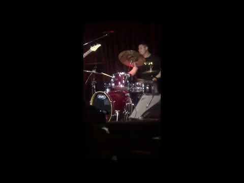 Tim Hazanov & Blacksax band drum solo "Good day" live in da club
