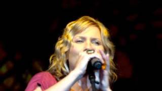 Sugarland &quot;Speed of Life&quot; Fresno, CA