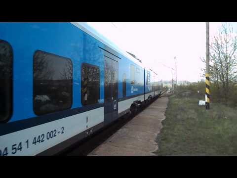 Odjezd vlaku Os 6823 a příjezd vlaku Os 6820 - Chotějovice, 24. 4. 2013