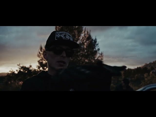 W Razie W von Oki & Sobel ((jetzt ansehen))