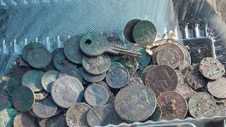 metal detecting NH beaches SILVER pound cake for Christmas