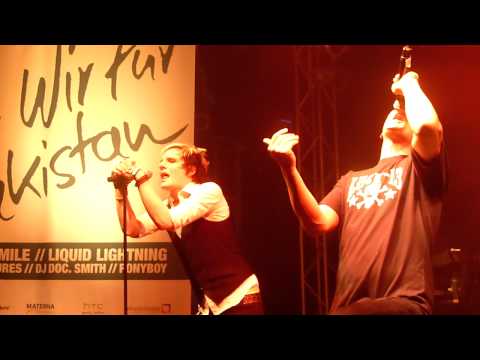 One Side Smile @ Düsseldorf - Radio on