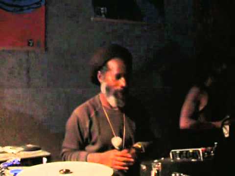 Webcam Hi-Fi feat I-Tist & Ganja Tree - Roots & Dub Soundclash #2 - Live par Culture Dub