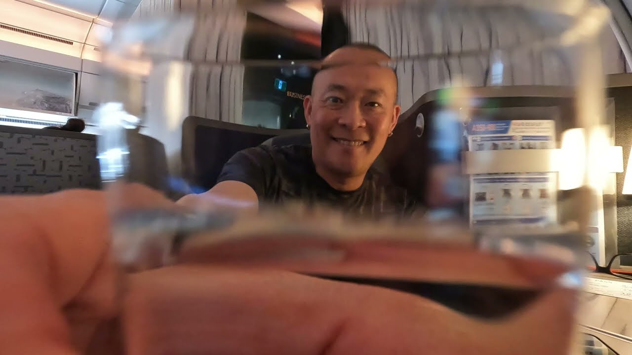 Air China Domestic First & Business Class Lounge