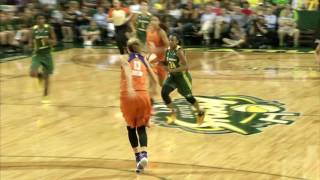 Breanna Stewart and Jewell Loyd Connect for Incredible Alley Oop