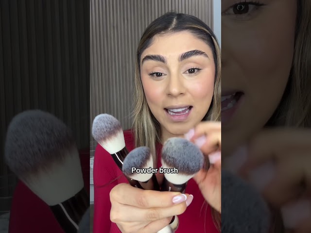 Vídeo relacionado con Brochas De Maquillaje Profesional, 3 Piezas Set Brocha Base Maquillaje, Perfecto Para Cualquier Look, Funciona Con Líquido, Esmalte, Crema, Esculpido, Rubor y Polvos Fijadores