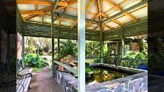preview picture of video 'Gosford Accommodation: Great Location with excellent gardens and facilities'
