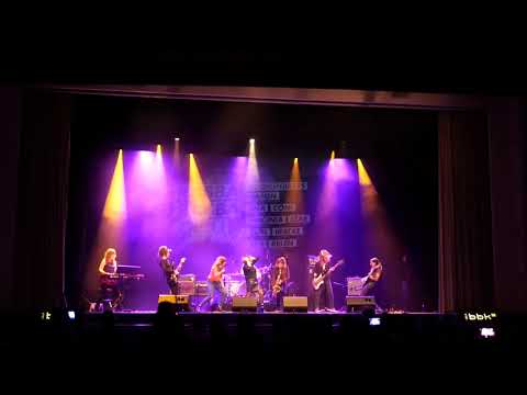 Proud Mary, Rabba Rabba Girl Band by Moonshakers