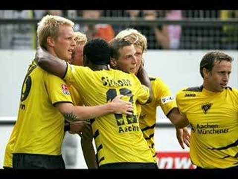 Laurentiu-Aurelian Reghecampf Fussballgott !