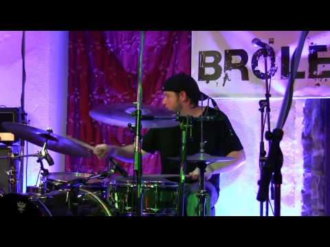 Devon Allman's Honeytribe -Why You Wanna Bring Me Down- live in Germany.mp4