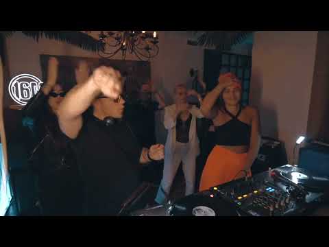 Natasha Wax, Matvienkov - @dvor Vinyl DJ Set (Techno Mix)