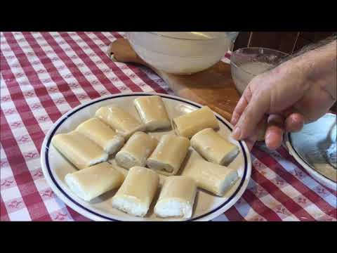 Zuppetta di pomodori freddi con paccheri ripieni (videoricetta n° 981)