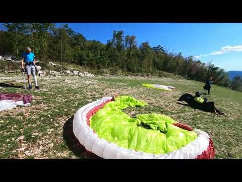 Paragliding in Vzletišče Lijak - if you land before 6 pm., you pay for the meal ;)
