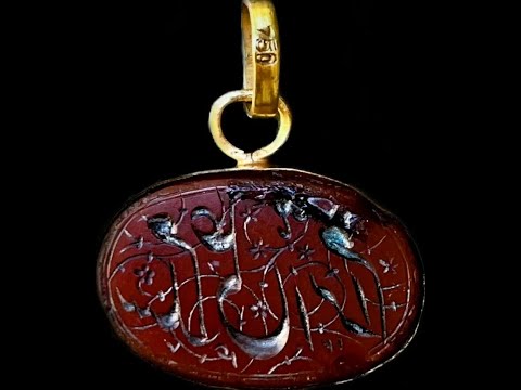 Genuine Red Carnelian Agate Pendant set in 18K Solid Yellow Gold Necklace