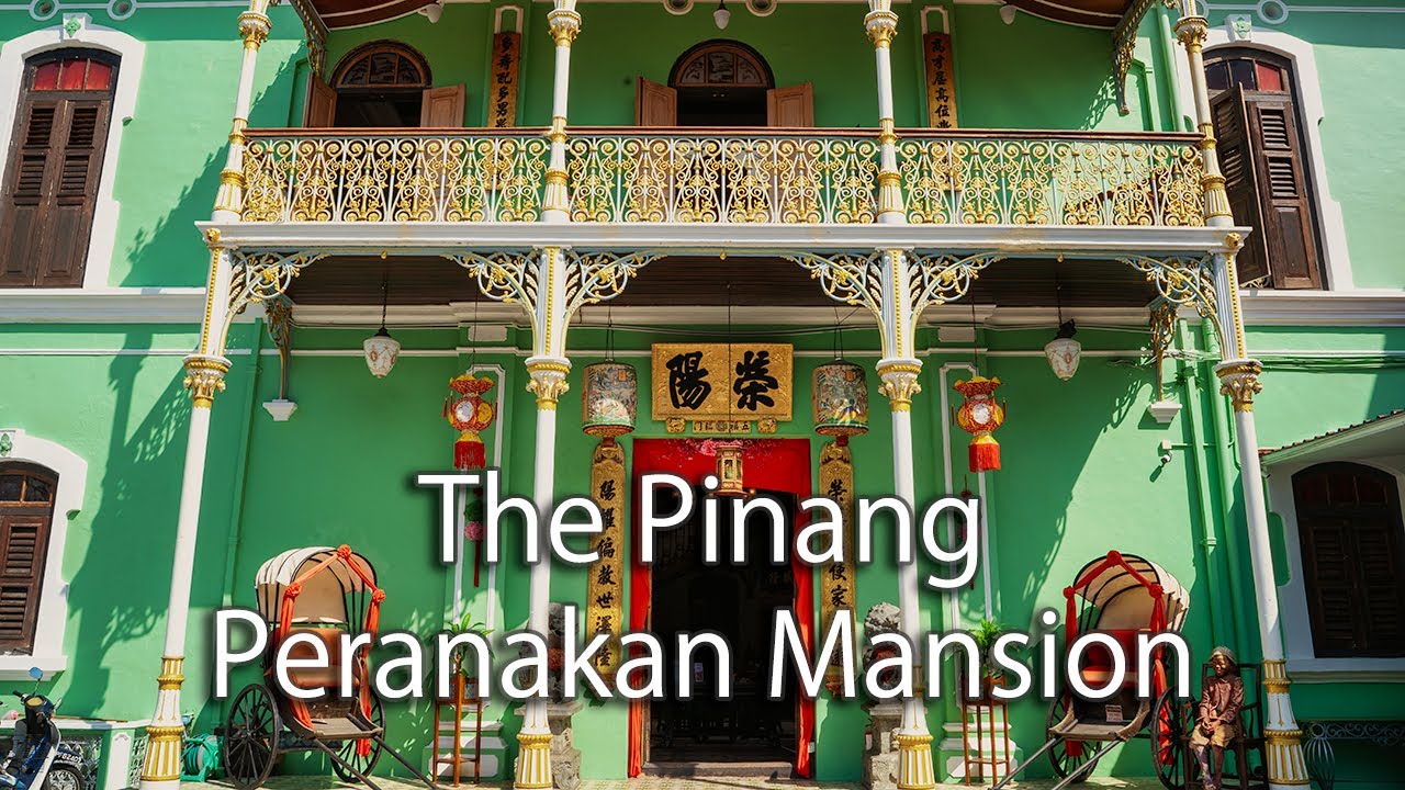 Embark on an immersive virtual stroll through the historic Pinang Peranakan Mansion.