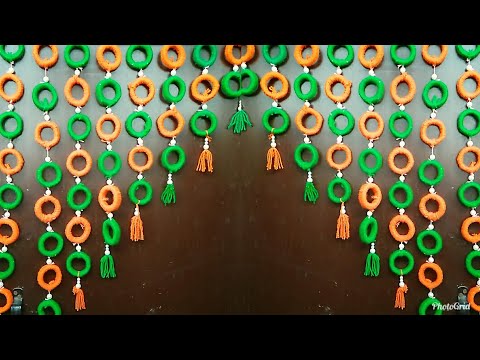 Best Out Of Waste||Woolen Door Hangings Using News Paper||Home Decor Ideas..!