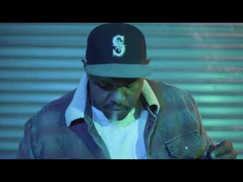 Conradfrmdaaves - Run It Up (Official Video) prod by cypress moreno