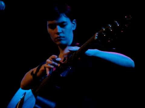 1/10 Kaki King - Bone Chaos In The Castle + Life Being What It Is @ Troubadour, WeHo, CA 10/25/08