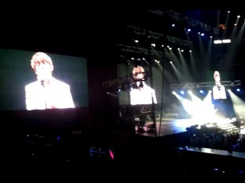 100904 TRAX @ SM TOWN LA