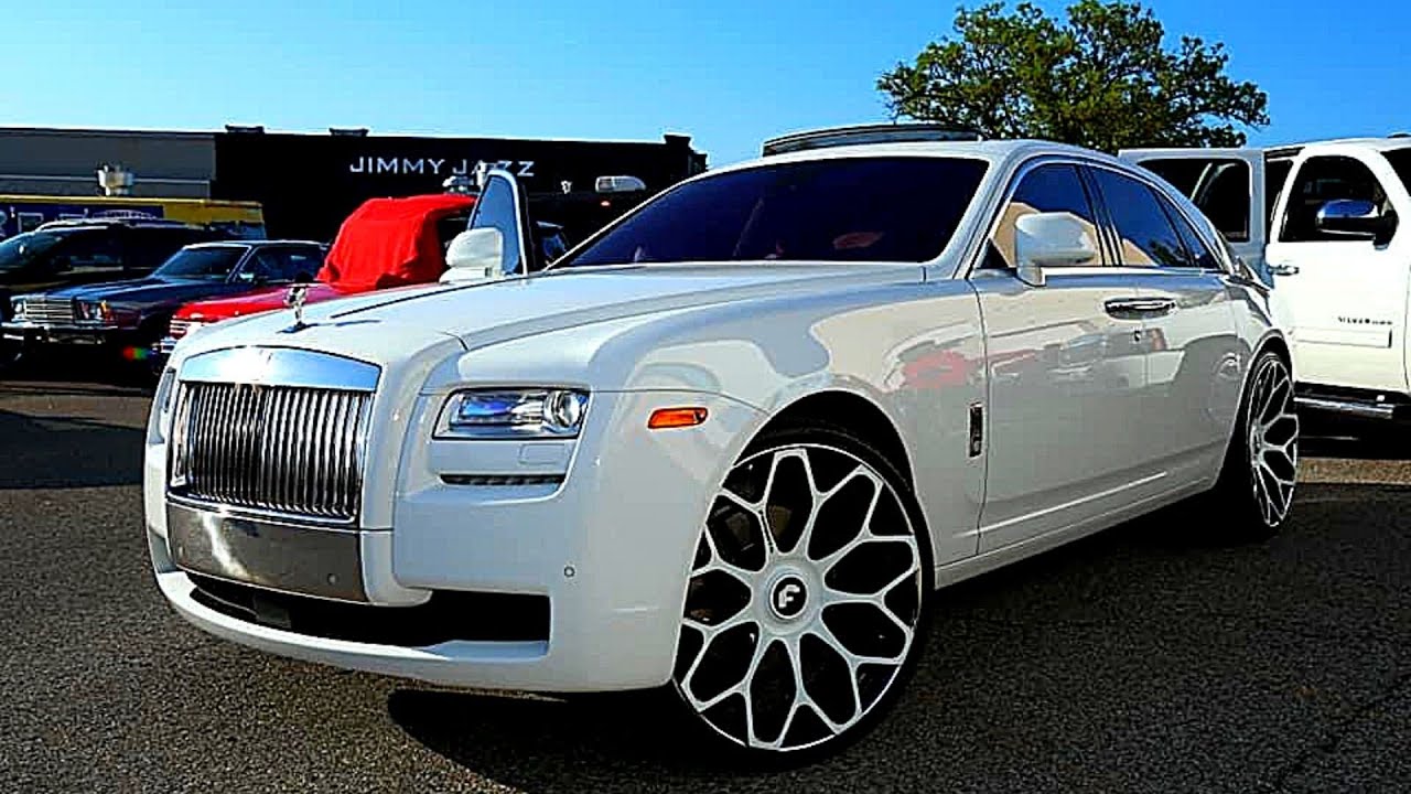 Pearl White Rolls Royce Ghost On 26” Forgiatos  #rollsroyce #forgiato